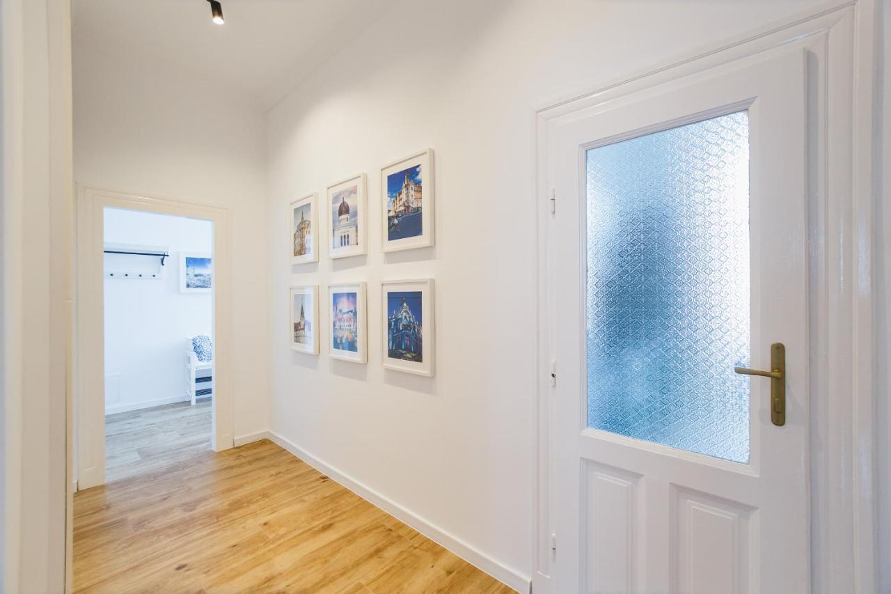 Spacious Riverviews Apartment Near Piata Unirii 오라데아 외부 사진